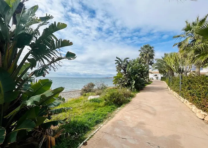 Lägenhet Acogedor Loft En Recinto Privado - Terapia Salada Estepona