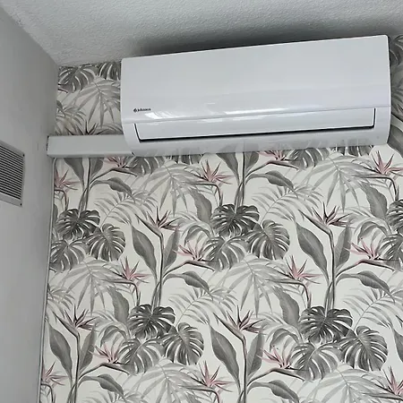 Daire Acogedor Loft En Recinto Privado - Terapia Salada Estepona